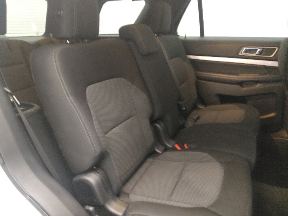 2017 Ford Explorer in Orlando, FL 32808 - 18114026 19