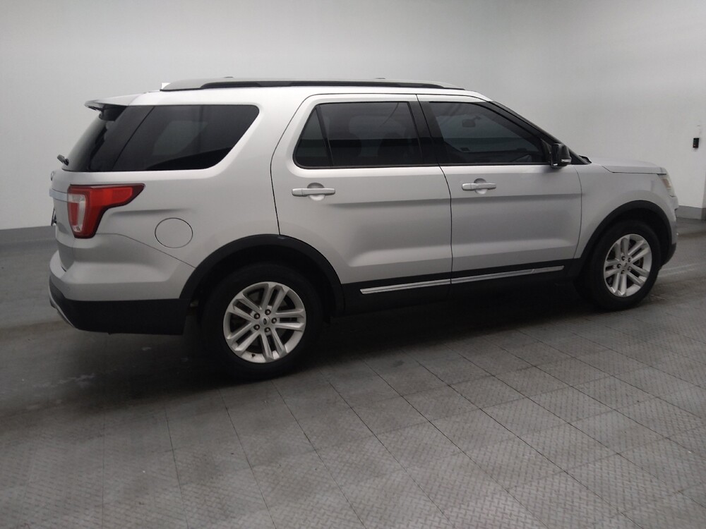2017 Ford Explorer in Orlando, FL 32808 - 18114026 10