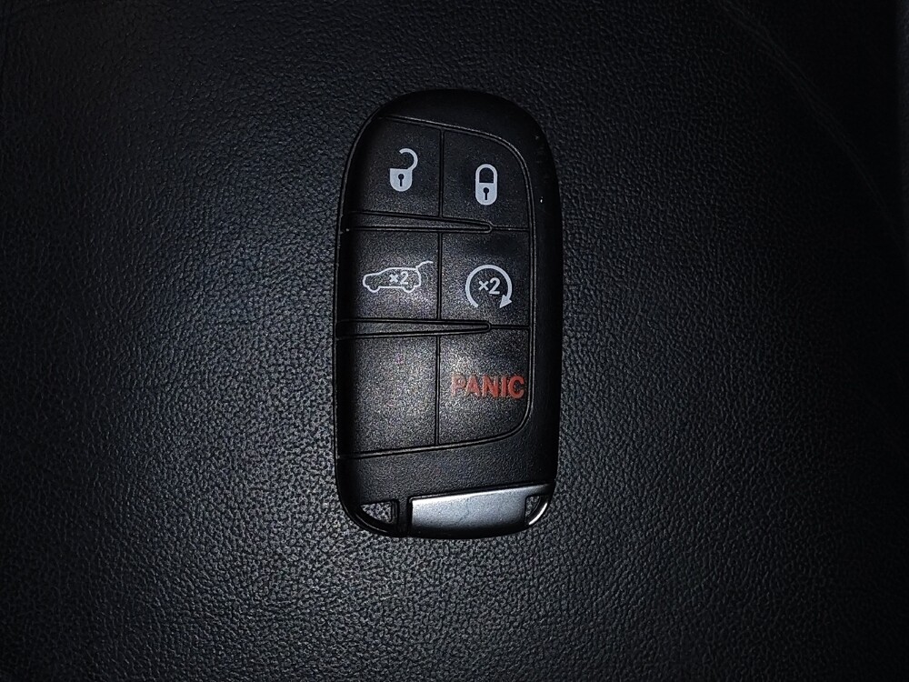 2022 Jeep Grand Cherokee in Orlando, FL 32808 - 18114028 32