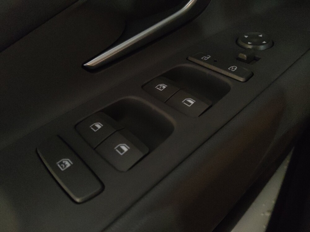 2025 Hyundai Elantra in Kissimmee, FL 34744 - 18114029 27