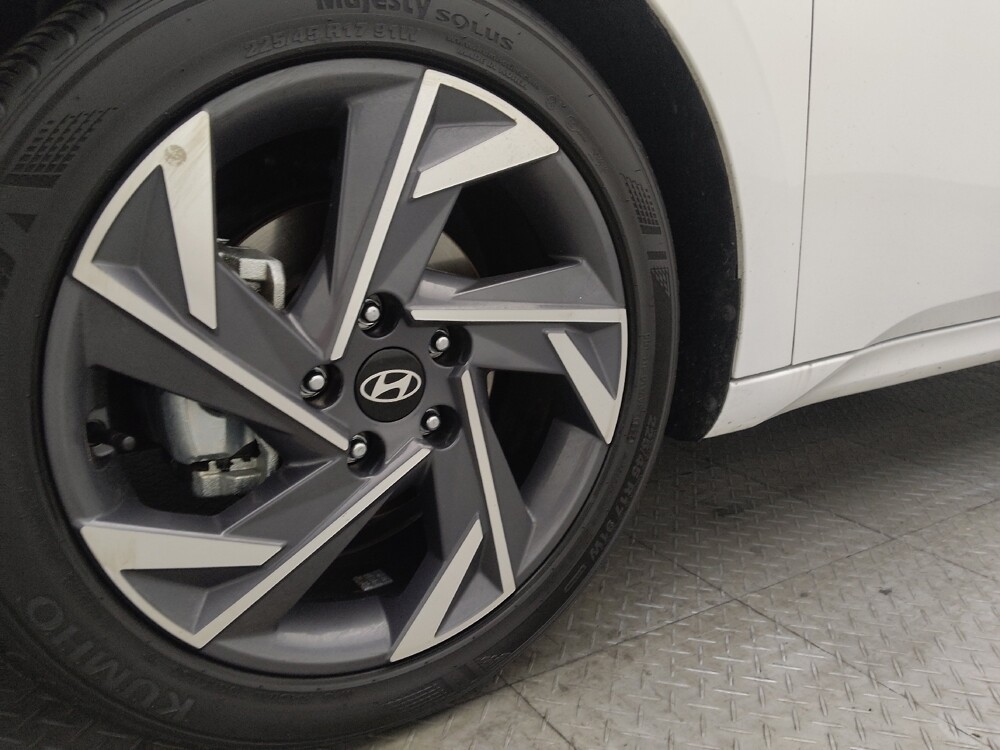 2025 Hyundai Elantra in Kissimmee, FL 34744 - 18114029 31