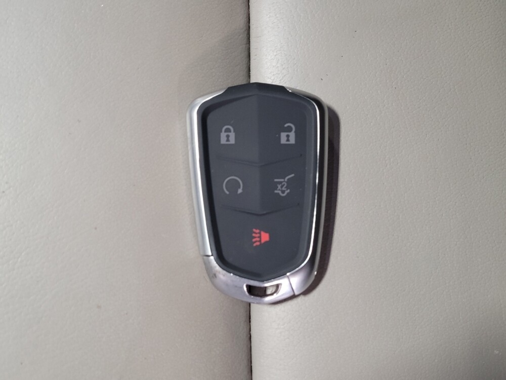 2020 Cadillac XT4 in Hialeah, FL 33014 - 18114033 32