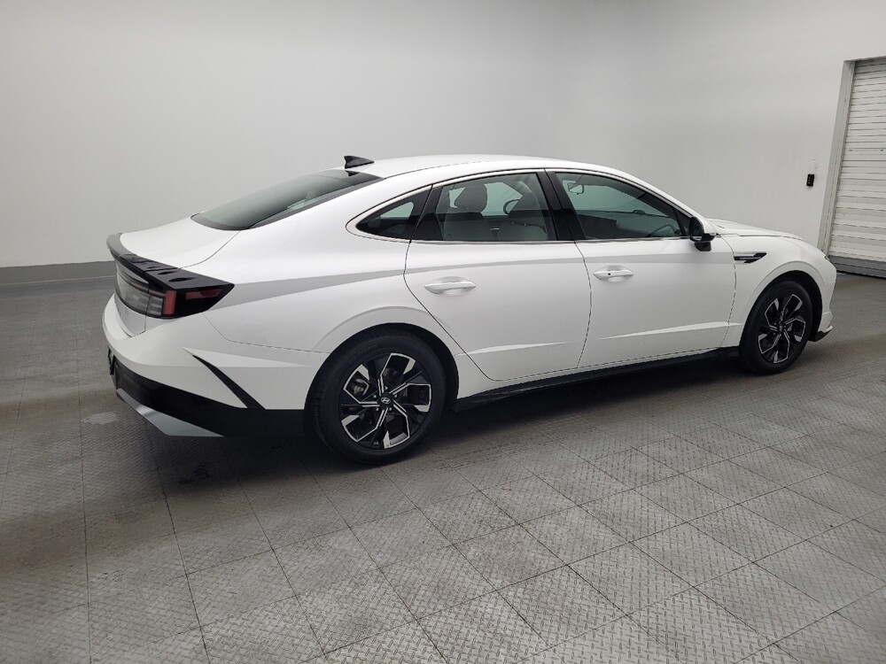 2024 Hyundai Sonata in Greenville, SC 29607 - 18114035 10