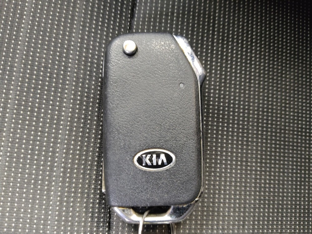 2019 Kia Forte in Lakeland, FL 33815 - 18114040 32