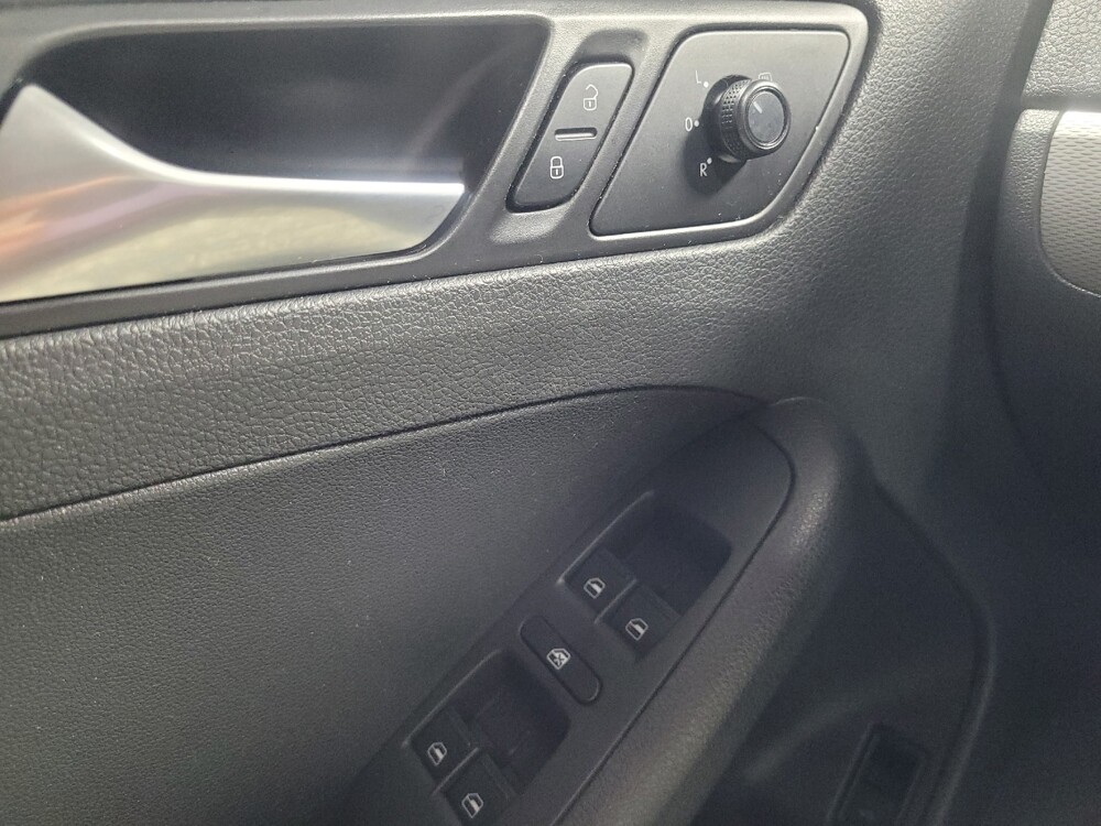 2017 Volkswagen Jetta in Union City, GA 30291 - 18114042 27