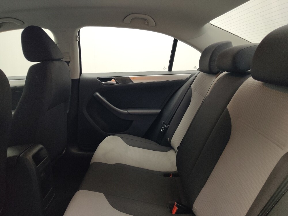 2017 Volkswagen Jetta in Union City, GA 30291 - 18114042 18