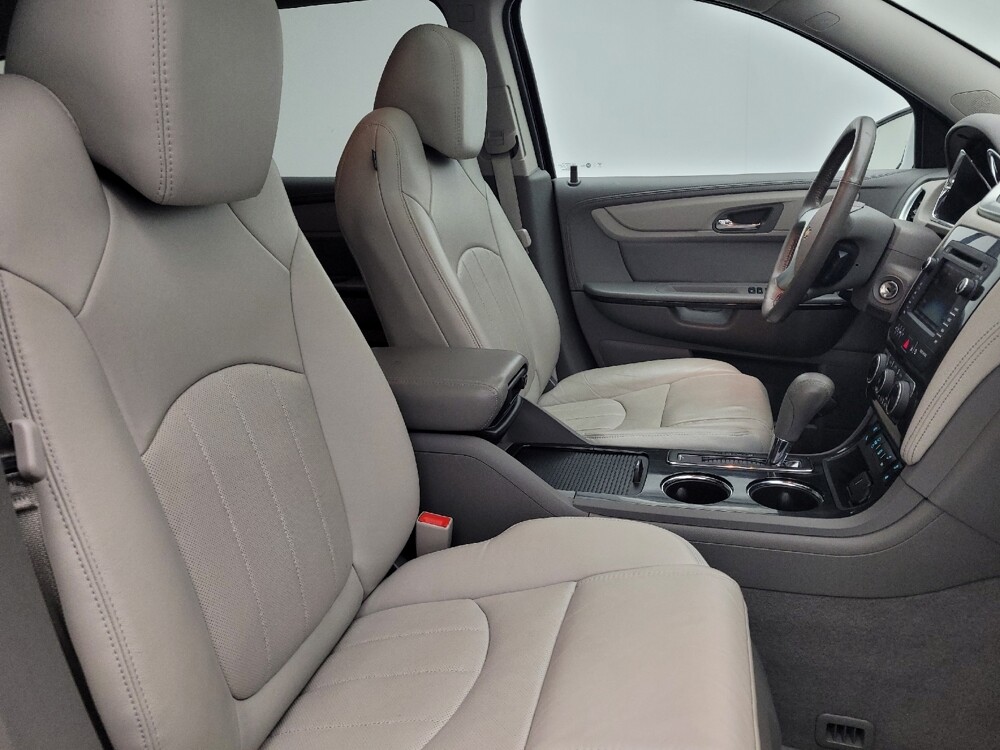 2017 Chevrolet Traverse in Greenville, SC 29607 - 18114044 21