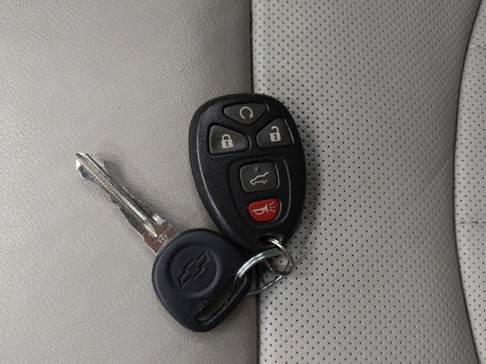 2017 Chevrolet Traverse in Greenville, SC 29607 - 18114044 32