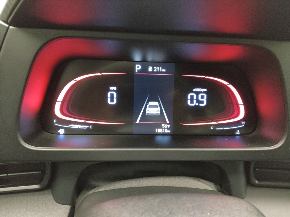 2025 Hyundai Elantra in St. Louis, MO 63136 - 18114049 23