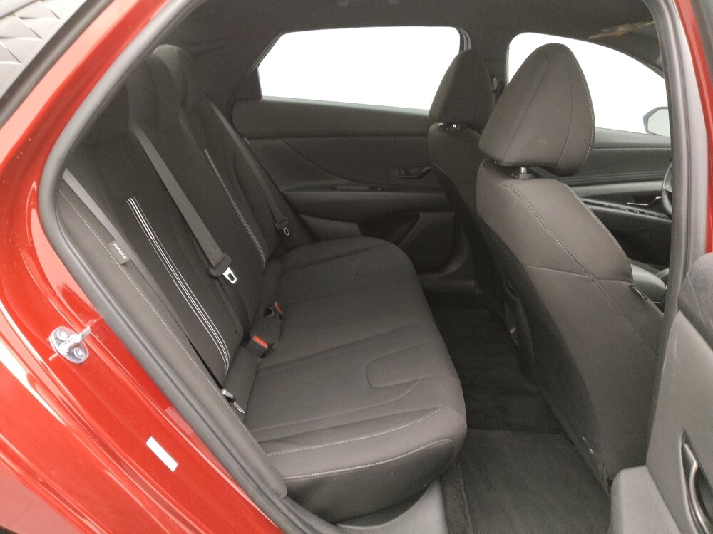 2025 Hyundai Elantra in St. Louis, MO 63136 - 18114049 19