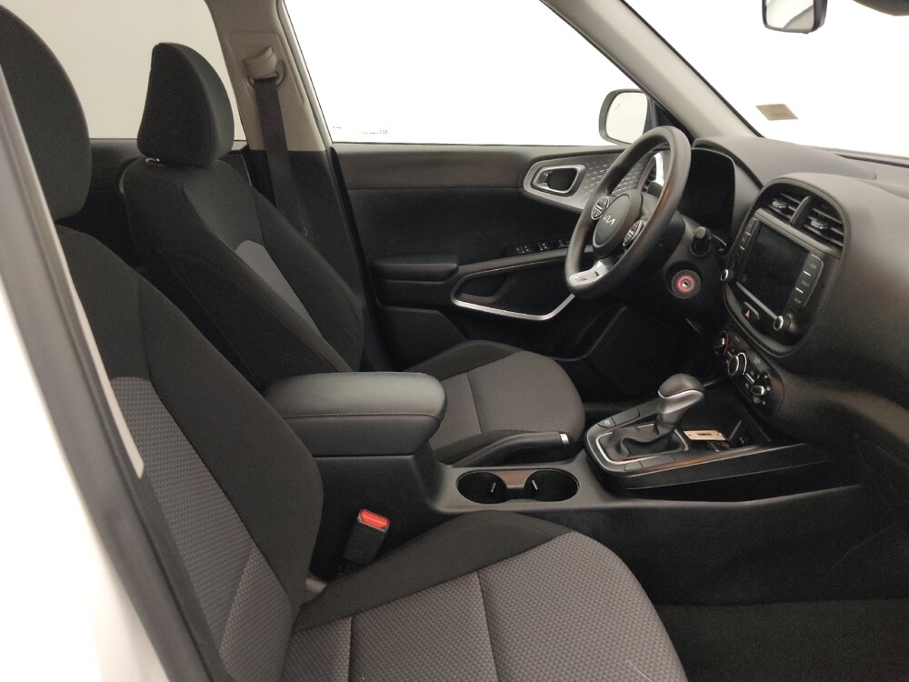 2023 Kia Soul in Tampa, FL 33619 - 18114051 21