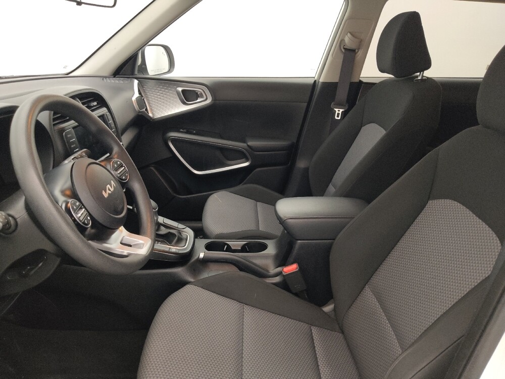 2023 Kia Soul in Tampa, FL 33619 - 18114051 17