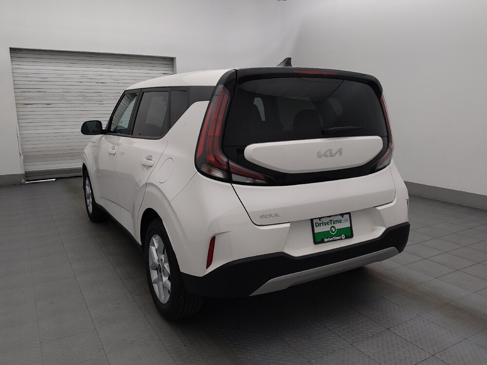 2023 Kia Soul in Tampa, FL 33619 - 18114051 5