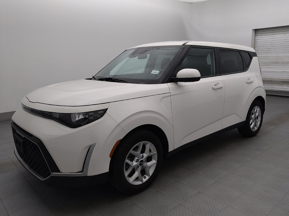 2023 Kia Soul in Tampa, FL 33619 - 18114051 2