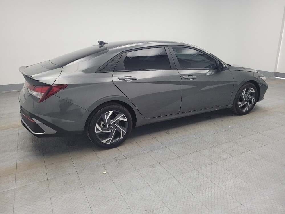 2025 Hyundai Elantra in Antioch, TN 37013 - 18114052 10