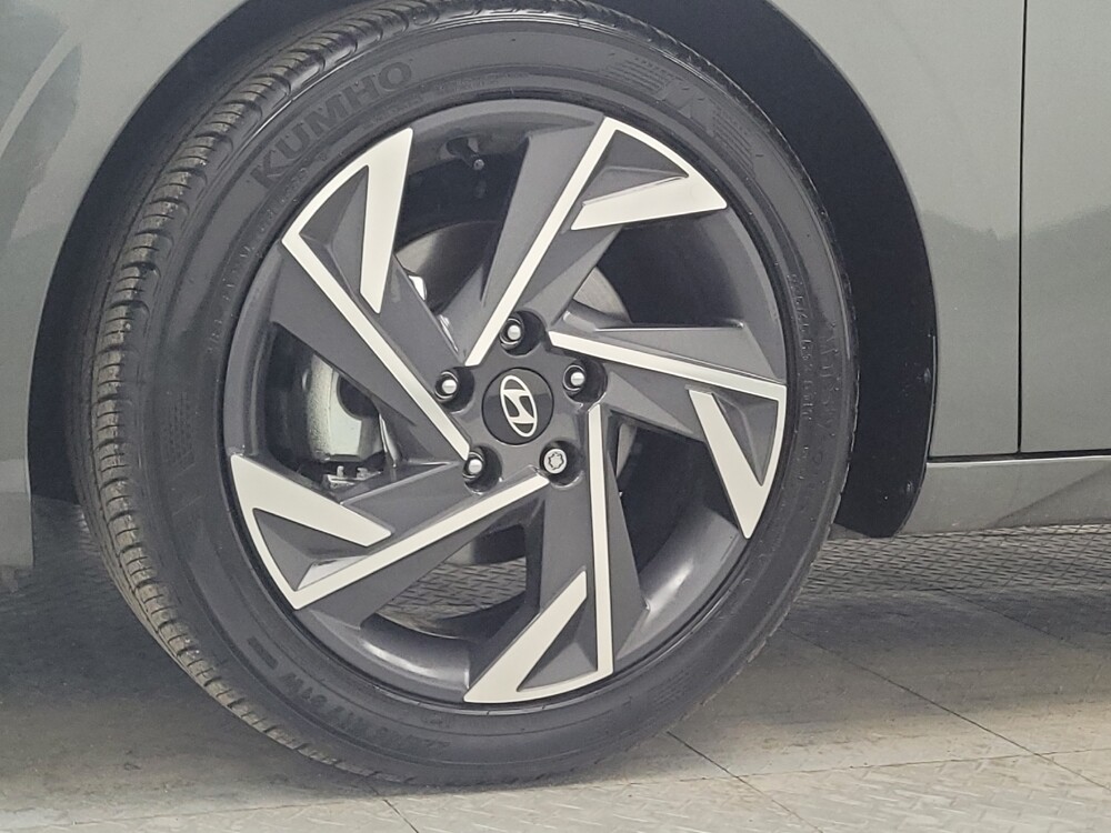 2025 Hyundai Elantra in Antioch, TN 37013 - 18114052 31