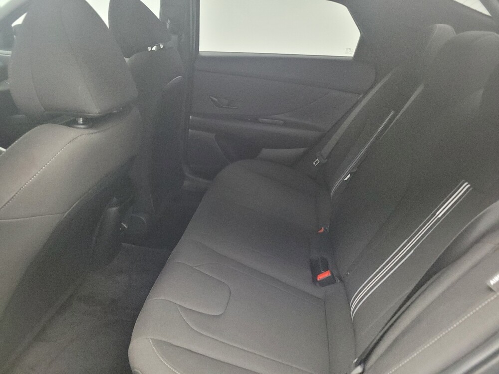 2025 Hyundai Elantra in Antioch, TN 37013 - 18114052 18