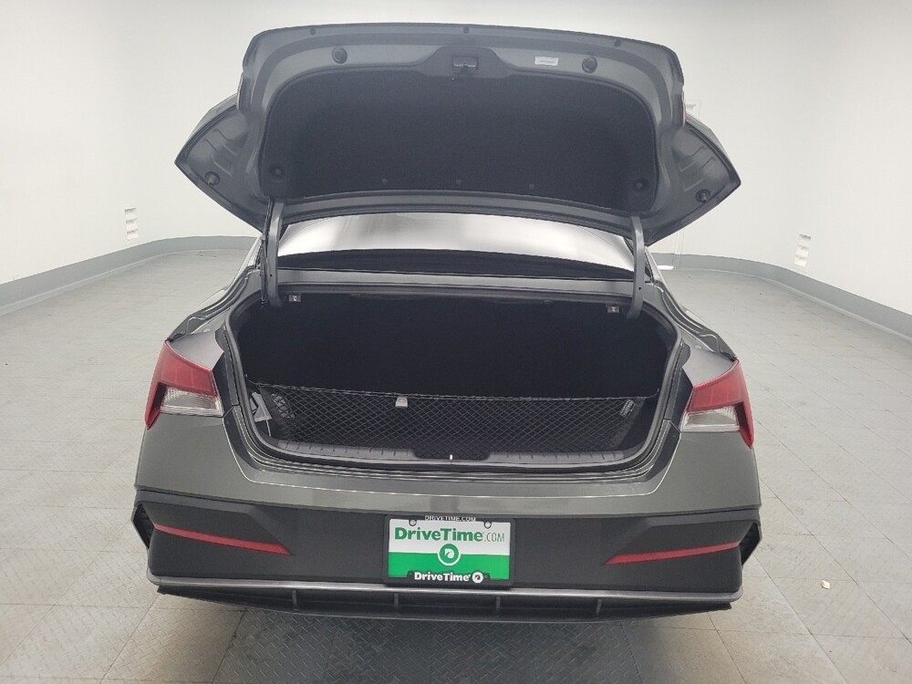 2025 Hyundai Elantra in Antioch, TN 37013 - 18114052 29