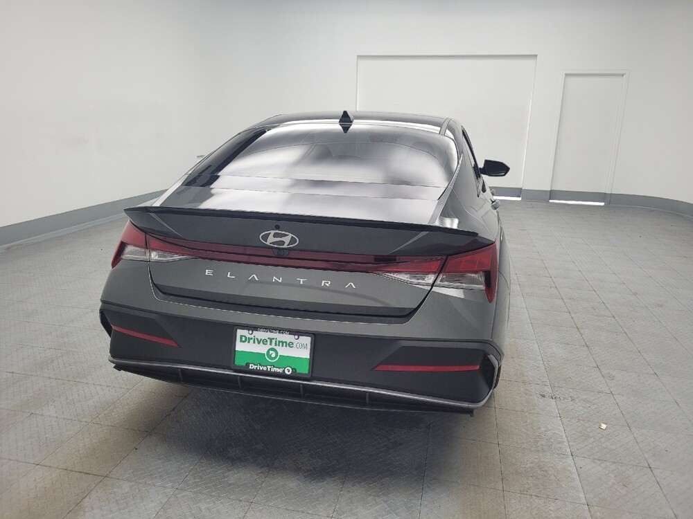 2025 Hyundai Elantra in Antioch, TN 37013 - 18114052 7