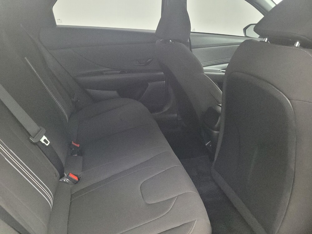 2025 Hyundai Elantra in Antioch, TN 37013 - 18114052 19