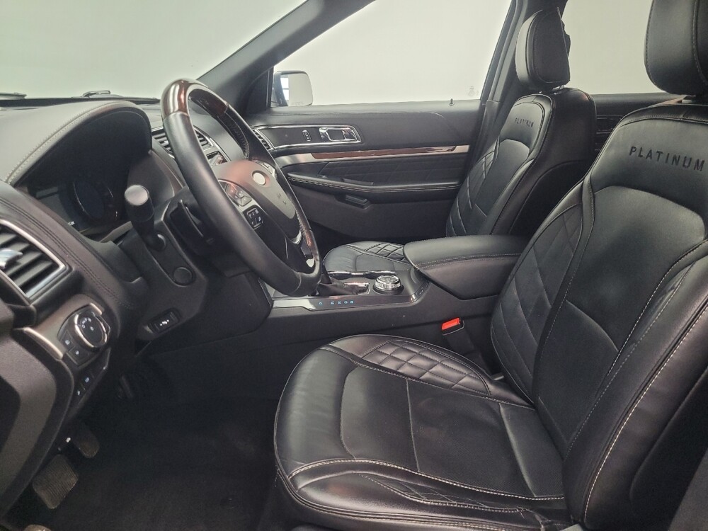 2018 Ford Explorer in Indianapolis, IN 46222 - 18114065 17