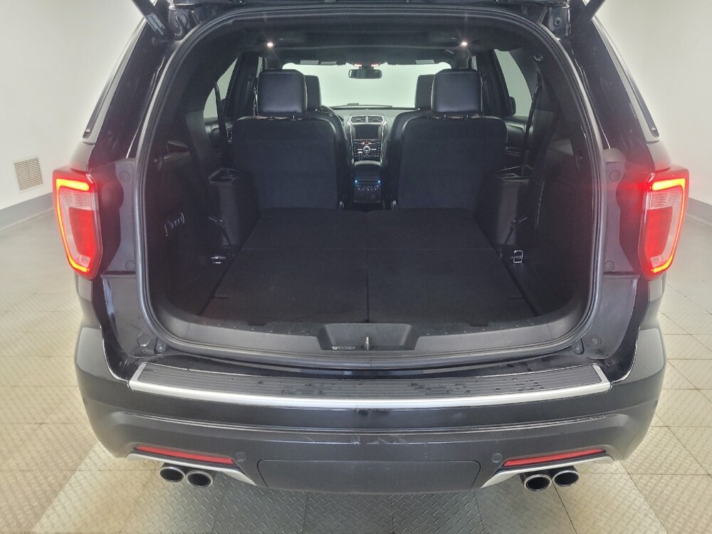 2018 Ford Explorer in Indianapolis, IN 46222 - 18114065 29