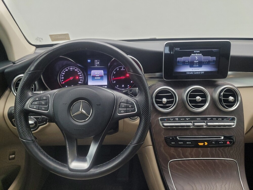 2019 Mercedes-Benz GLC 300 in Indianapolis, IN 46222 - 18114066 22