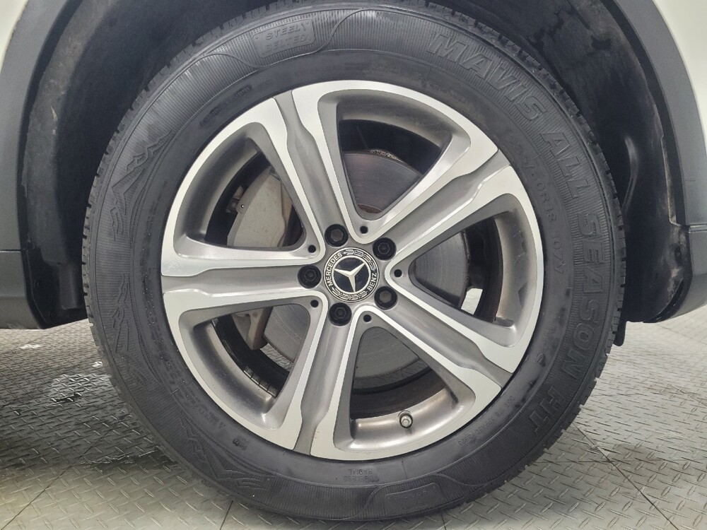 2019 Mercedes-Benz GLC 300 in Indianapolis, IN 46222 - 18114066 31