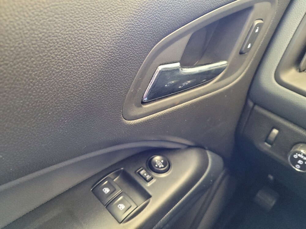 2016 Chevrolet Colorado in Toledo, OH 43617 - 18114086 27