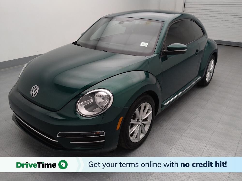 2017 Volkswagen Beetle in St. Louis, MO 63125 - 18114087