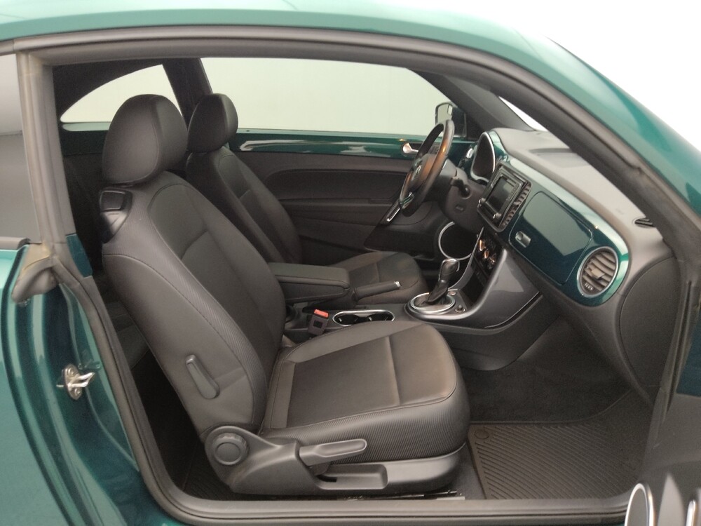 2017 Volkswagen Beetle in St. Louis, MO 63125 - 18114087 21