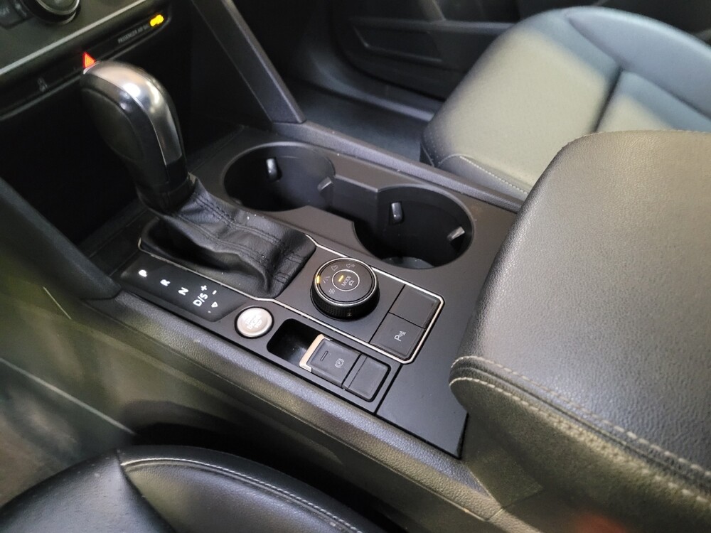 2020 Volkswagen Atlas in Downey, CA 90241 - 18114093 26