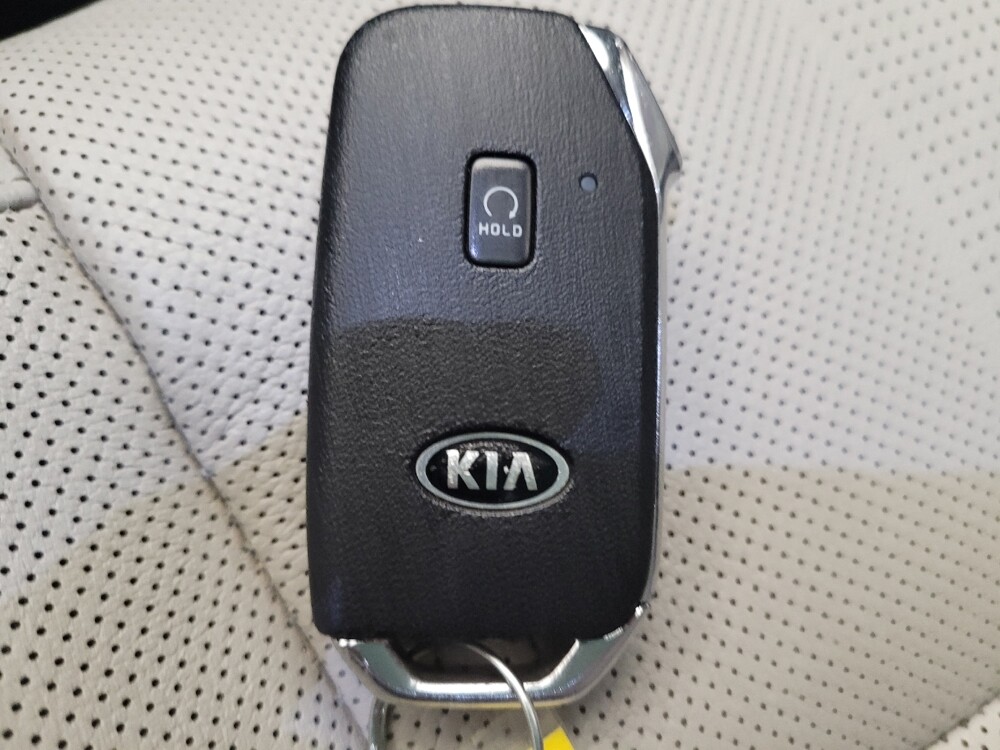 2021 Kia Telluride in Downey, CA 90241 - 18114094 32