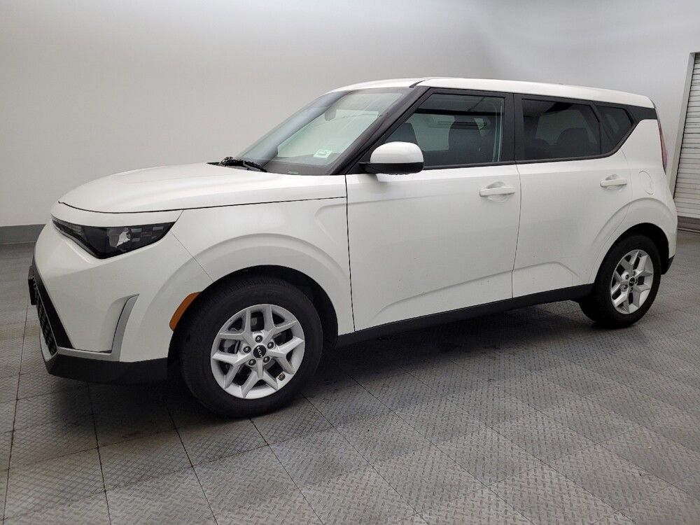 2025 Kia Soul in Phoenix, AZ 85022 - 18114103 2