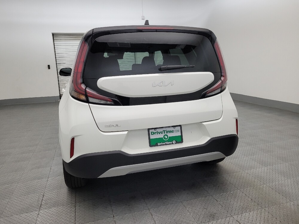 2025 Kia Soul in Phoenix, AZ 85022 - 18114103 6