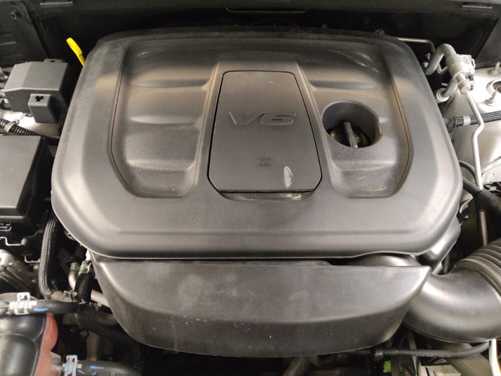 2021 Jeep Grand Cherokee in Tampa, FL 33619 - 18114104 30