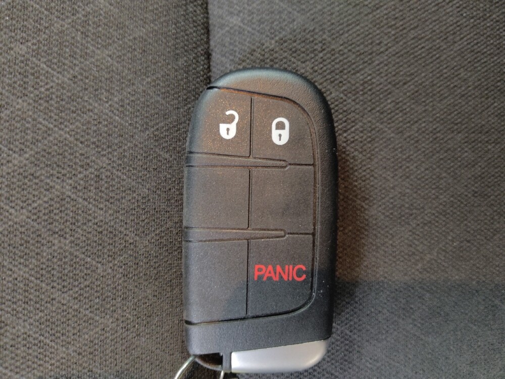 2021 Jeep Grand Cherokee in Tampa, FL 33619 - 18114104 32