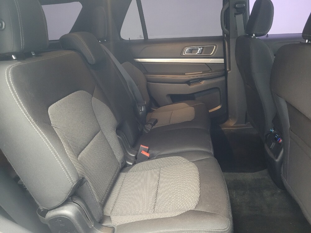 2018 Ford Explorer in Indianapolis, IN 46219 - 18114108 19