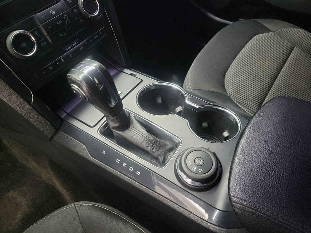 2018 Ford Explorer in Indianapolis, IN 46219 - 18114108 26