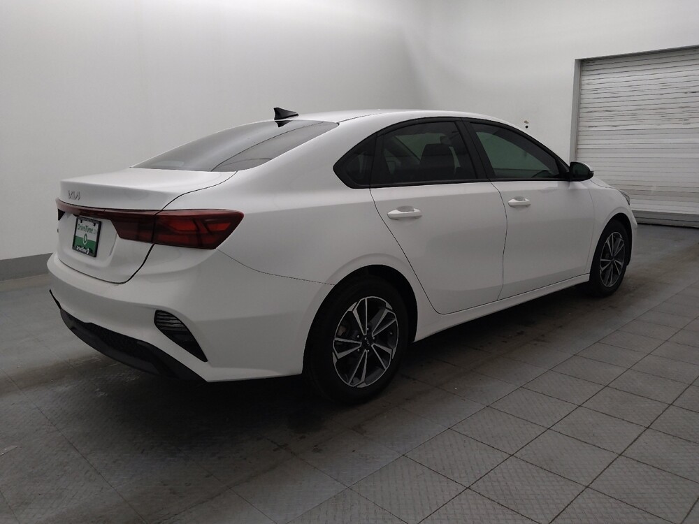 2023 Kia Forte in Lakeland, FL 33815 - 18114112 10