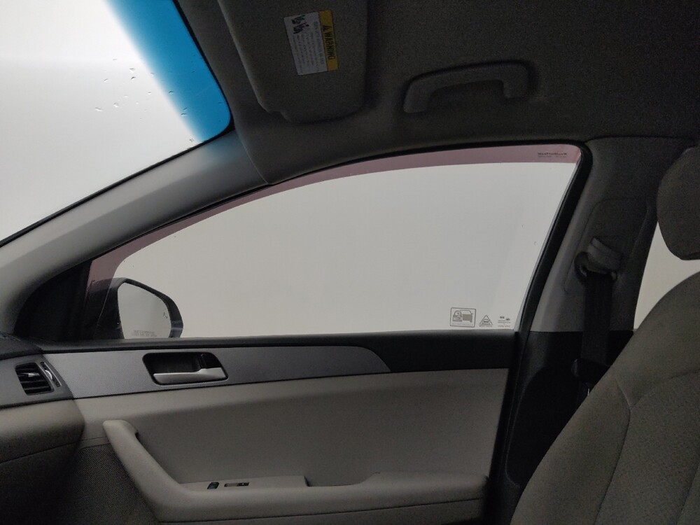 2019 Hyundai Sonata in Fort Myers, FL 33907 - 18114115 17