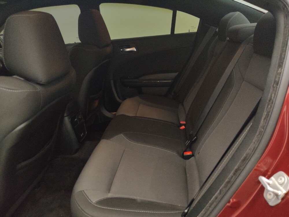 2018 Dodge Charger in Tampa, FL 33619 - 18114117 18