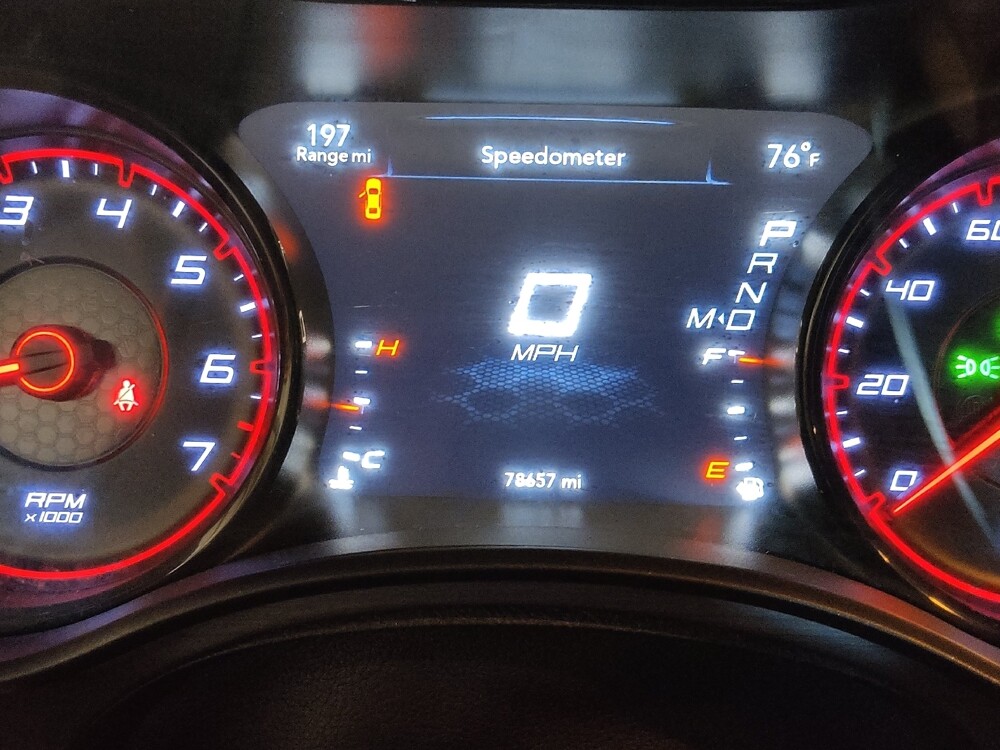 2018 Dodge Charger in Tampa, FL 33619 - 18114117 23