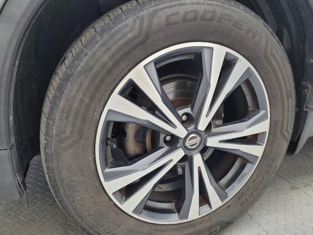 2017 Nissan Rogue in Greenville, SC 29607 - 18114121 31