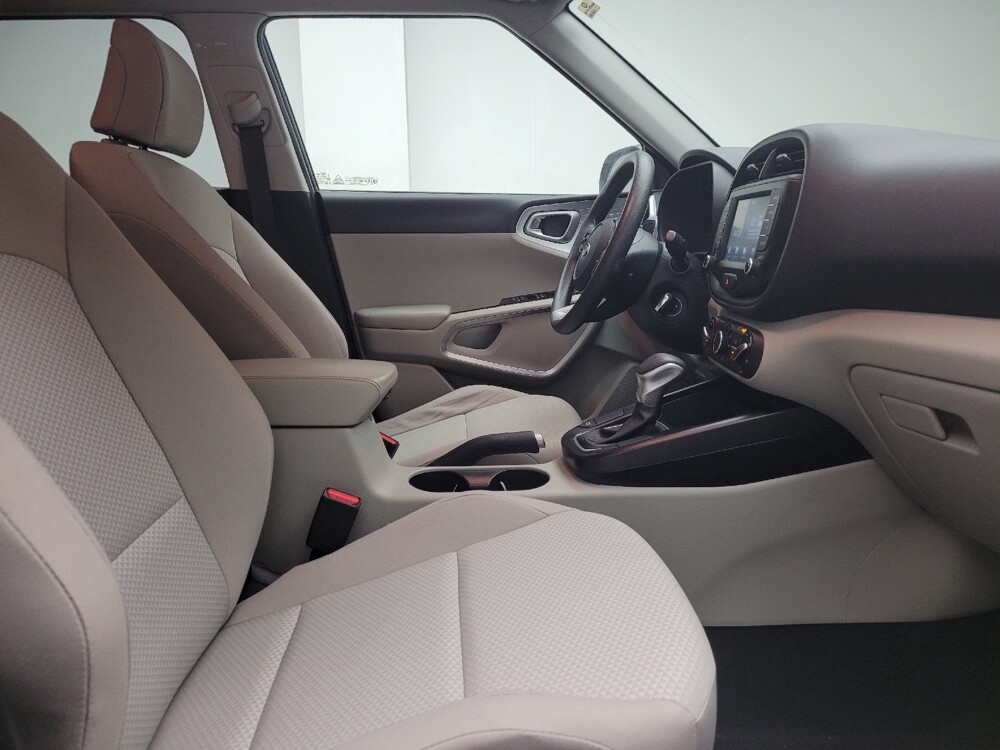 2020 Kia Soul in Taylor, MI 48180 - 18114125 21