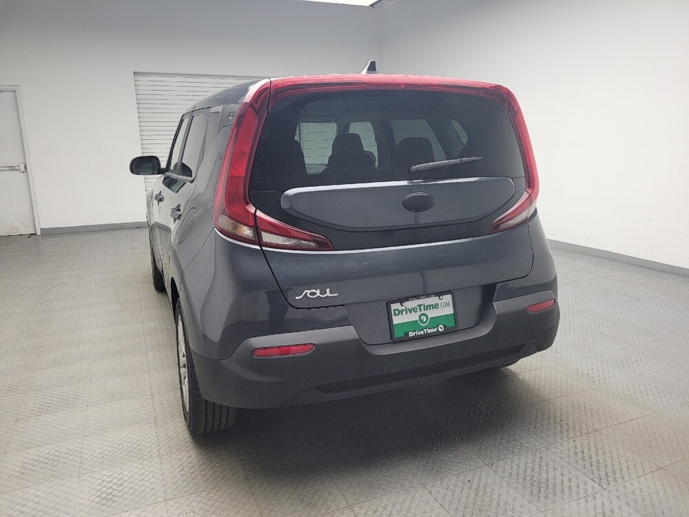 2020 Kia Soul in Taylor, MI 48180 - 18114125 6