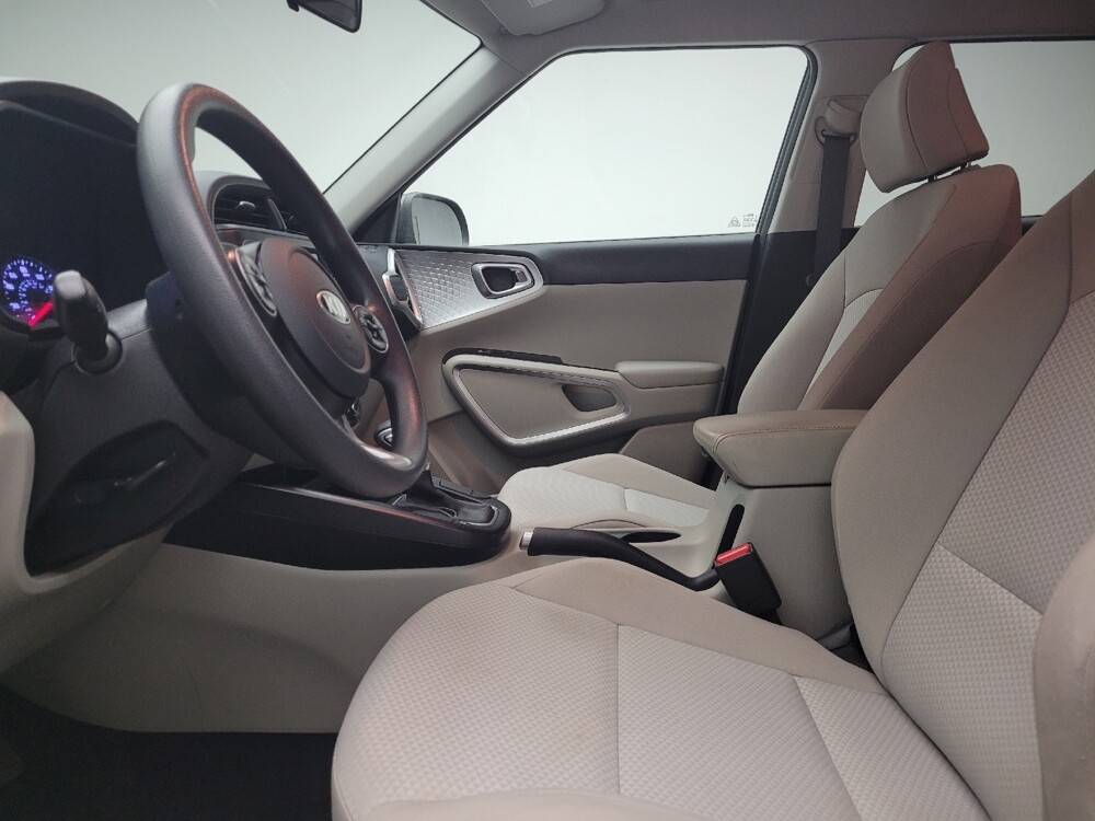 2020 Kia Soul in Taylor, MI 48180 - 18114125 17