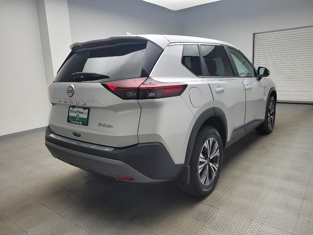 2023 Nissan Rogue in Taylor, MI 48180 - 18114136 9