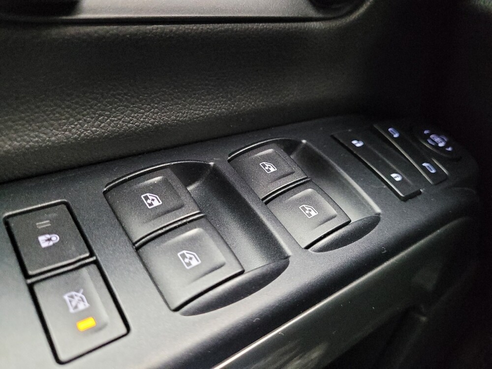 2017 Chevrolet Silverado 1500 in Greenville, NC 27834 - 18114152 27