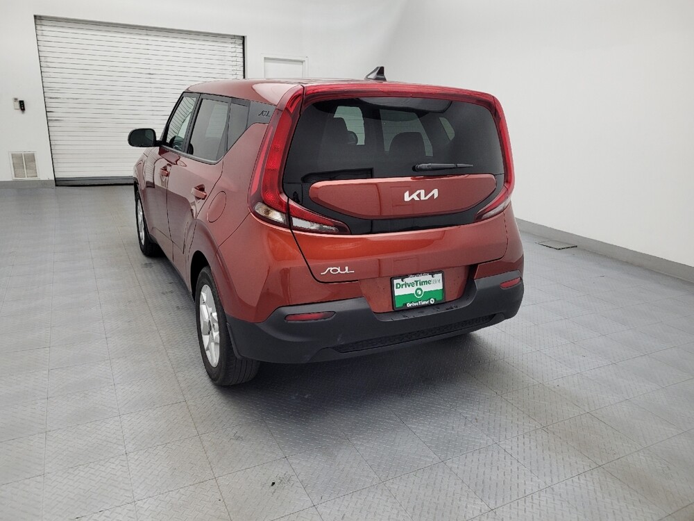 2022 Kia Soul in Wilmington, NC 28405 - 18114158 6
